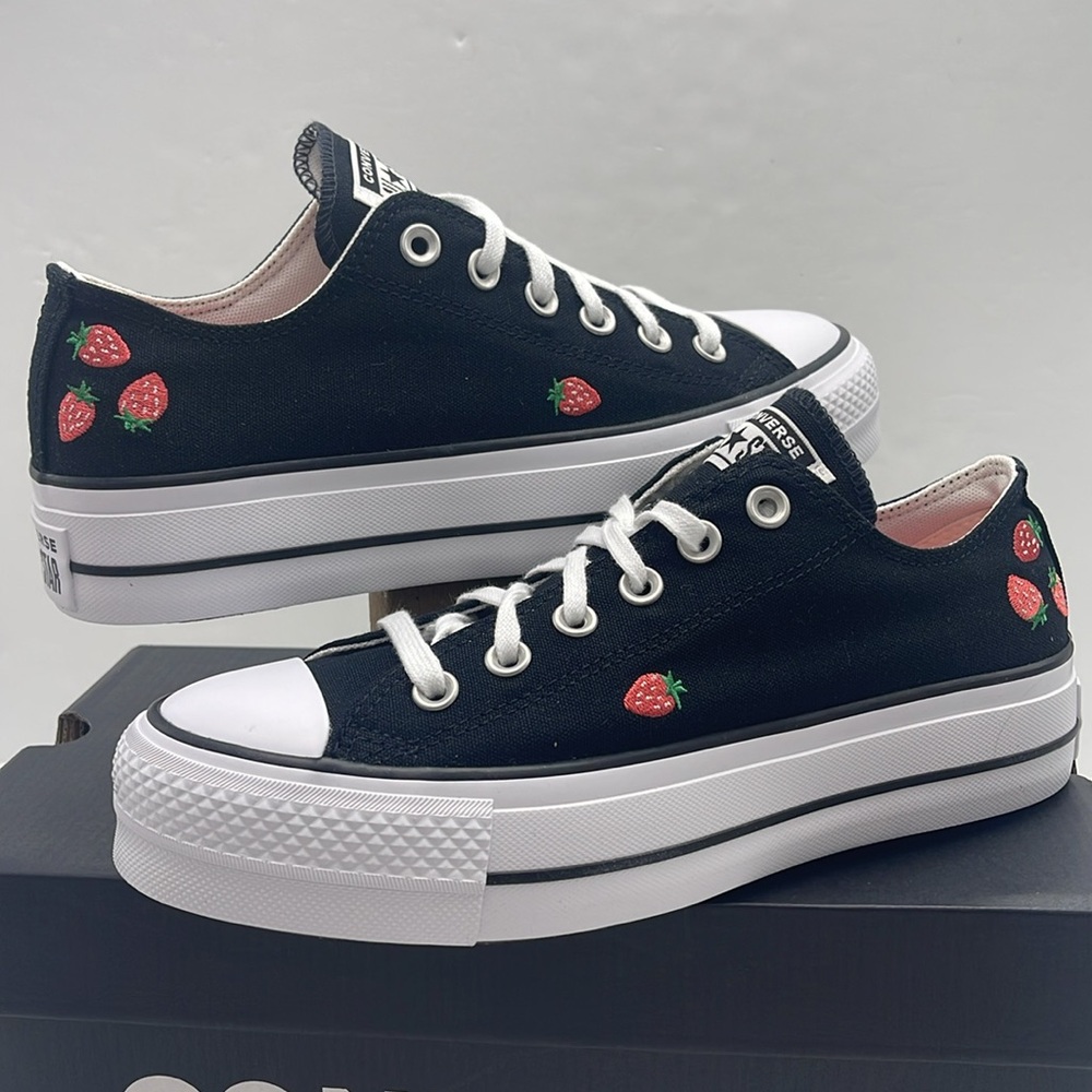 Converse WMNS Black Platform Sneakers A14935F
CTAS LIFT OX
BLACK/SOFT RED - Picture 9 of 16